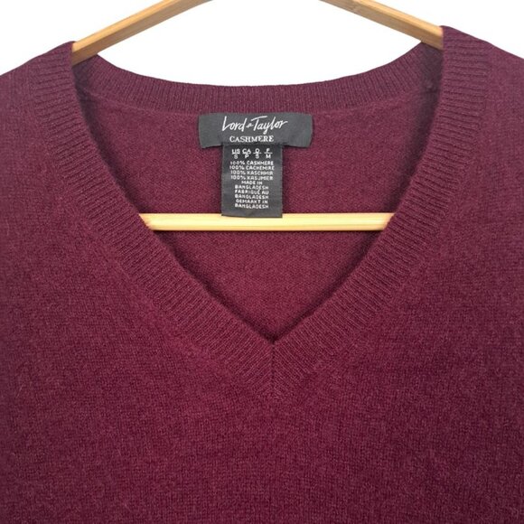Lord & Taylor 100% Cashmere V-Neck Plum Sweater Size S - Picture 4 of 8